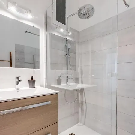 Apartment Le Parmelan - Beautiful T2 With Balcony For Up To 4 People Annecy